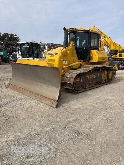 Used Komatsu Dozer